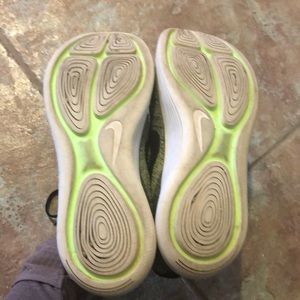 Nike Shoes - Nike Lunarepic Flyknit Lows Nike Shoes - Nike Lunarepic Flyknit Lows